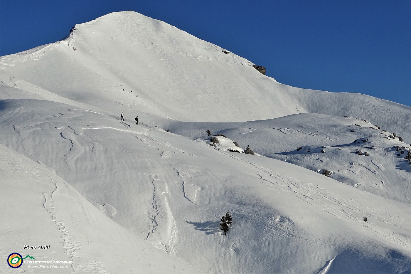 84 Splendida vista sul Sodadura ammantato di neve e di sole!.JPG